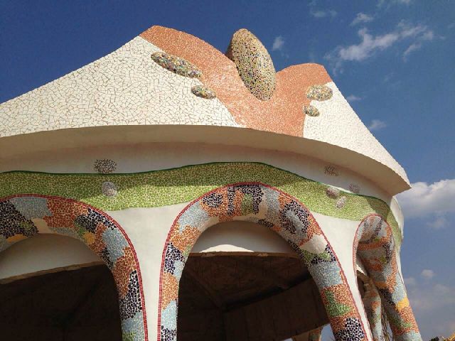 西双版纳万达陶瓷碎片工程案例